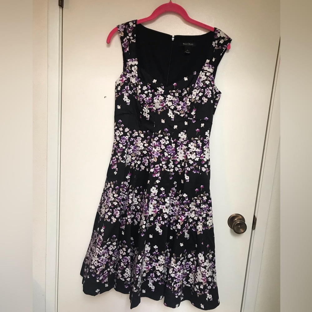🦉NWOT White House Black Market Party Dress. Size 6.
